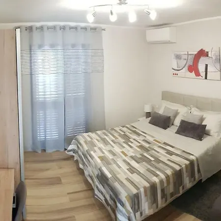 Alea Apartment