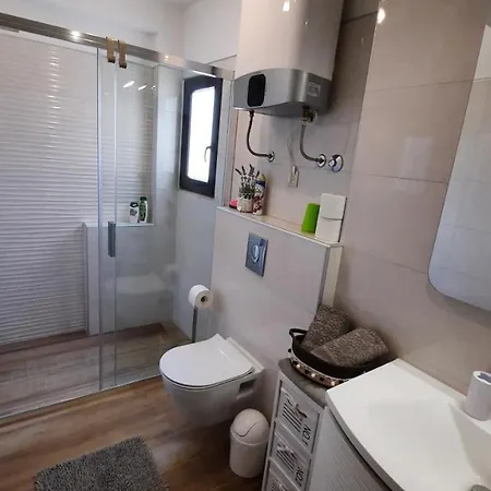 Alea Apartment