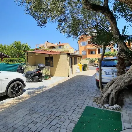 Apartment Alea *